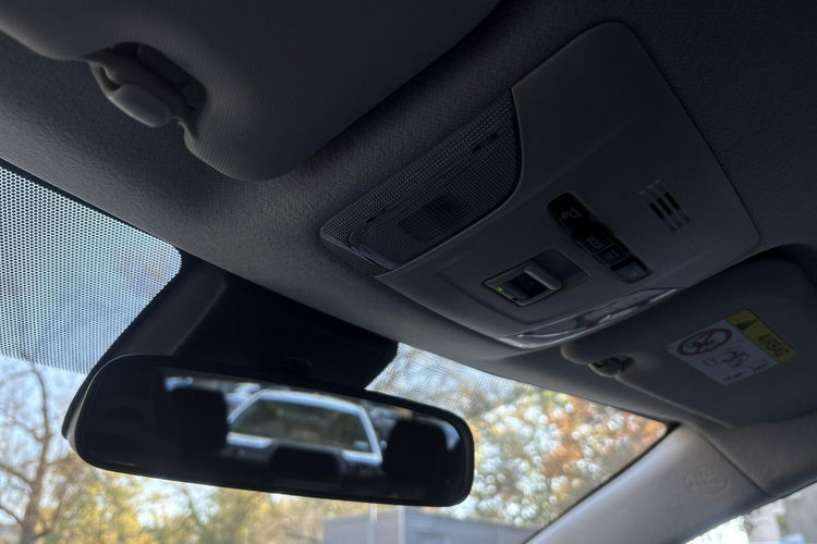 Toyota Corolla 1.8 Hybrid +LPG COMFORT, salon Polska, gwarancja, FV23% zdjęcie 27