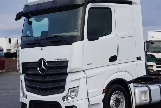 Mercedes / ACTROS / 1851 / E 6 / MP 5 / ACC / MEGA / LOW DECK / RETARDER / BIG SPACE zdjęcie 21