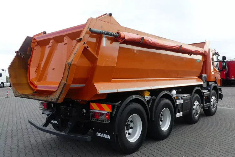 Scania P410 8x4 / WYWROTKA TYLNO ZSYPOWA / ALUFELGI / MANUAL / zdjęcie 14