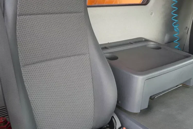 Scania P410 8x4 / WYWROTKA TYLNO ZSYPOWA / ALUFELGI / MANUAL / zdjęcie 27