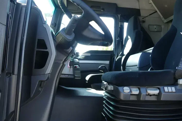 MAN TGM 18.340 / FIRANKA + WINDA / ZESTAW 38 EURO PALET / zdjęcie 26