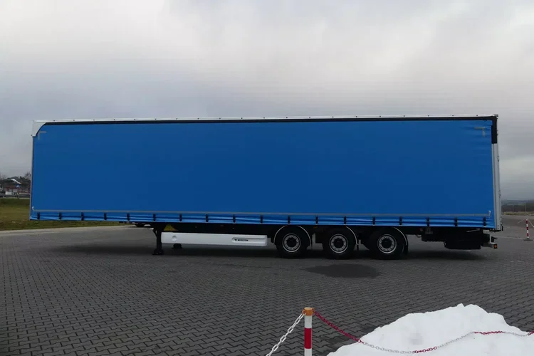 Wielton MEGA / FIRANKA / OŚ PODNOSZONA / DACH PODNOSZONY / zdjęcie 5