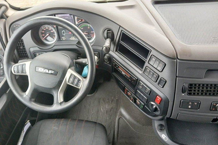 DAF XF 480 FT zdjęcie 6