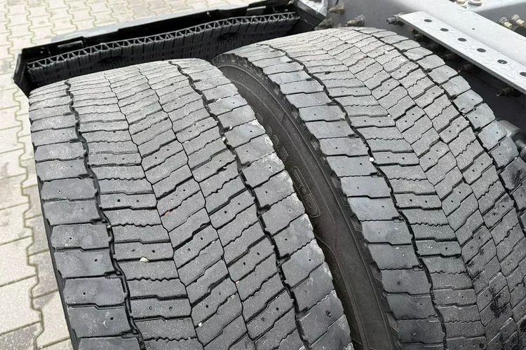 Volvo FH 500 E6 Standard Globetrotter XL 2019r zdjęcie 6