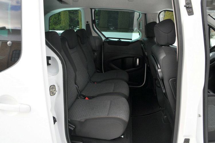 Citroen Berlingo 1.6HDI(120KM) Lift Led Navi Kamera Klimatronik Parktr Welur Reling ASO zdjęcie 20