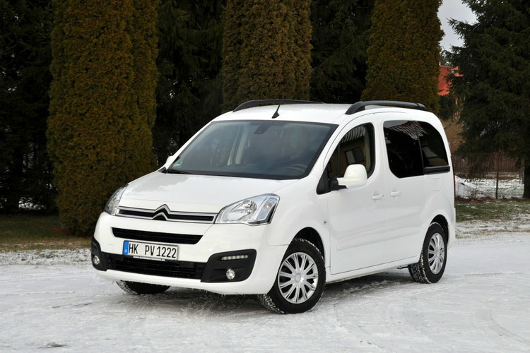 Citroen Berlingo 1.6HDI(120KM) Lift Led Navi Kamera Klimatronik Parktr Welur Reling ASO zdjęcie 9