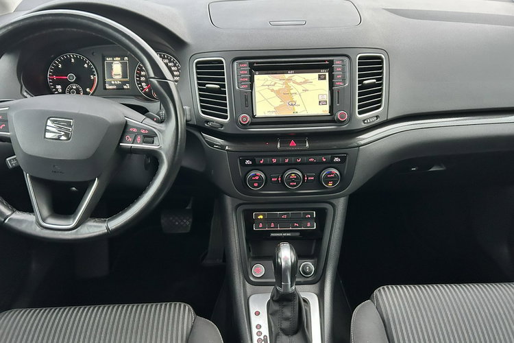 Seat Alhambra Tylko 104 tyś km zdjęcie 14