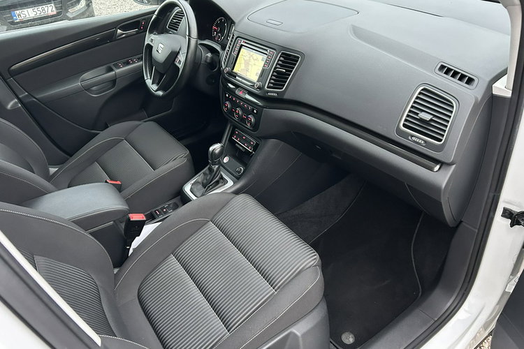 Seat Alhambra Tylko 104 tyś km zdjęcie 19