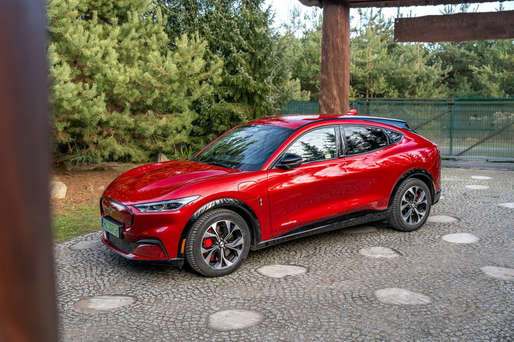 Ford Mustang Mach-E 75 kWh 269KM / Mach-E AWD Suv / 2023/ I wł / Salon PL / NAJEM / FV 23% zdjęcie 3