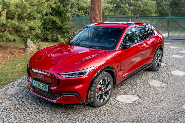 Ford Mustang Mach-E 75 kWh 269KM / Mach-E AWD Suv / 2023/ I wł / Salon PL / NAJEM / FV 23% zdjęcie 31