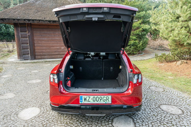 Ford Mustang Mach-E 75 kWh 269KM / Mach-E AWD Suv / 2023/ I wł / Salon PL / NAJEM / FV 23% zdjęcie 42