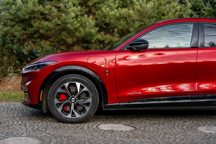 Ford Mustang Mach-E 75 kWh 269KM / Mach-E AWD Suv / 2023/ I wł / Salon PL / NAJEM / FV 23% zdjęcie 8