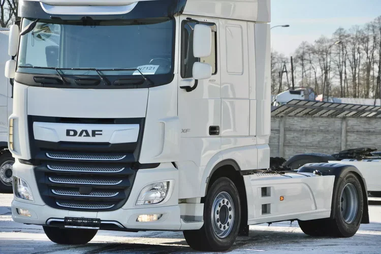 DAF XF 480 ZF INTARDER / KLIMA POST. / FULL LED / MIKROFALA / TELEWIZOR zdjęcie 2