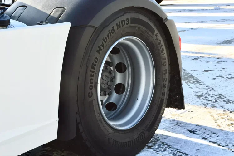 DAF XF 480 ZF INTARDER / KLIMA POST. / FULL LED / MIKROFALA / TELEWIZOR zdjęcie 22