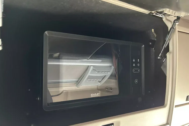 DAF XF 480 ZF INTARDER / KLIMA POST. / FULL LED / MIKROFALA / TELEWIZOR zdjęcie 28