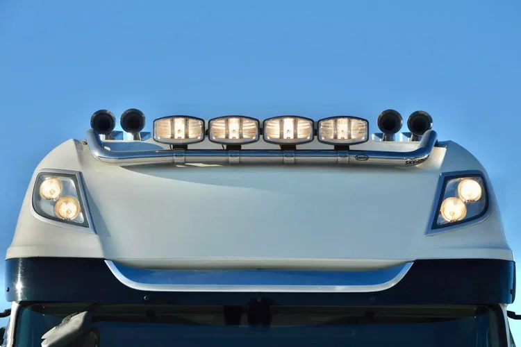 DAF XF 480 ZF INTARDER / KLIMA POST. / FULL LED / MIKROFALA / TELEWIZOR zdjęcie 3