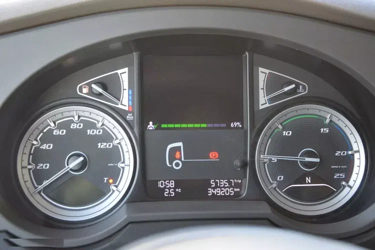 DAF XF 480 ZF INTARDER / KLIMA POST. / FULL LED / MIKROFALA / TELEWIZOR zdjęcie 39