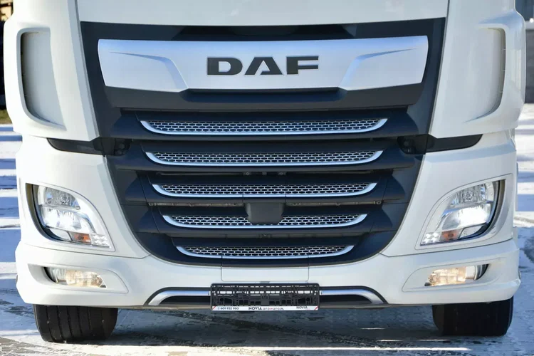 DAF XF 480 ZF INTARDER / KLIMA POST. / FULL LED / MIKROFALA / TELEWIZOR zdjęcie 4