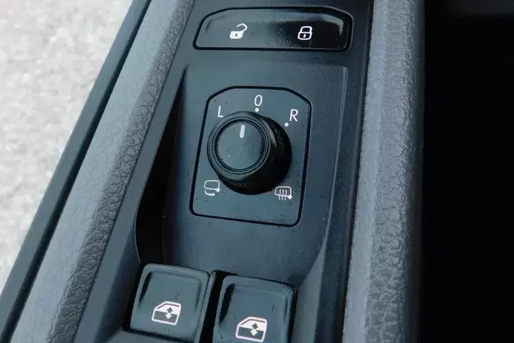 Volkswagen Transporter zdjęcie 12