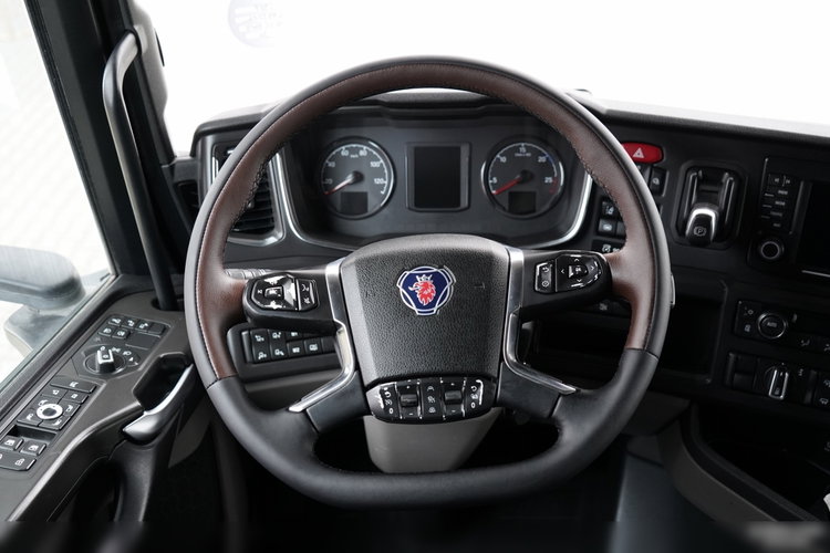 Scania S 500 / RETARDER / CAŁA NA PODUSZKACH / OPONY 100%  zdjęcie 28