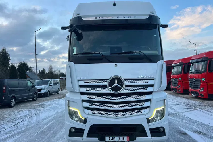 Mercedes ACTROS MP5 zdjęcie 2