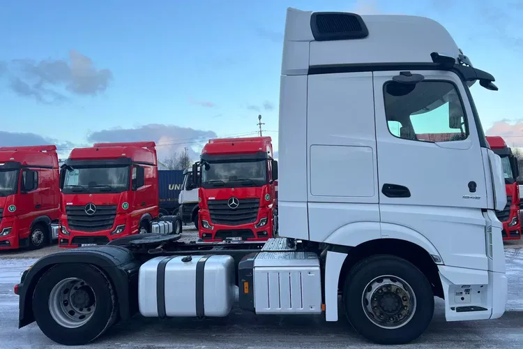 Mercedes ACTROS MP5 zdjęcie 4
