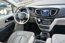 Chrysler Pacifica Limited 3.6 V6 291KM 2017r. Panorama Skóra Kamera360 DVD HarmanKardon zdjęcie 7