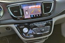 Chrysler Pacifica Limited 3.6 V6 291KM 2017r. Panorama Skóra Kamera360 DVD HarmanKardon zdjęcie 8