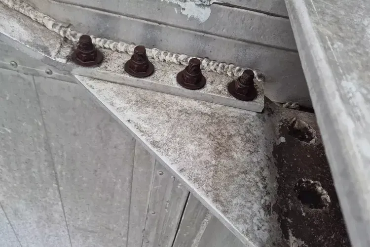 BENALU Wywrotka zdjęcie 29