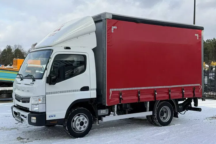 Mitsubishi Fuso zdjęcie 10