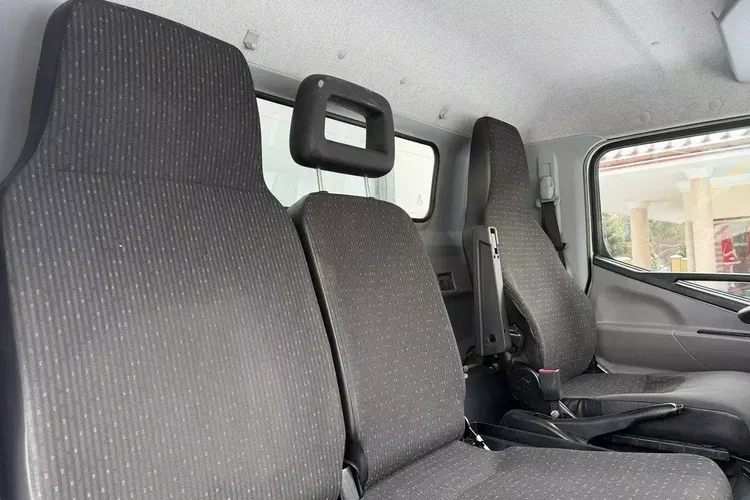 Mitsubishi Fuso zdjęcie 33