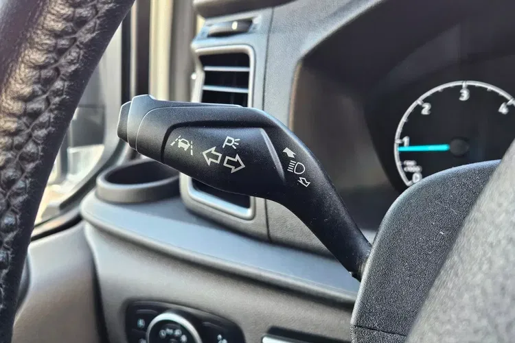 Ford transit-custom L2H1 74900zł NETTO Zabudowa warsztatowa 2.0TdCi/170KM zdjęcie 26