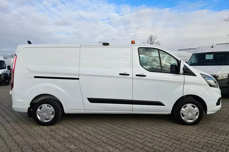 Ford transit-custom L2H1 74900zł NETTO Zabudowa warsztatowa 2.0TdCi/170KM zdjęcie 7