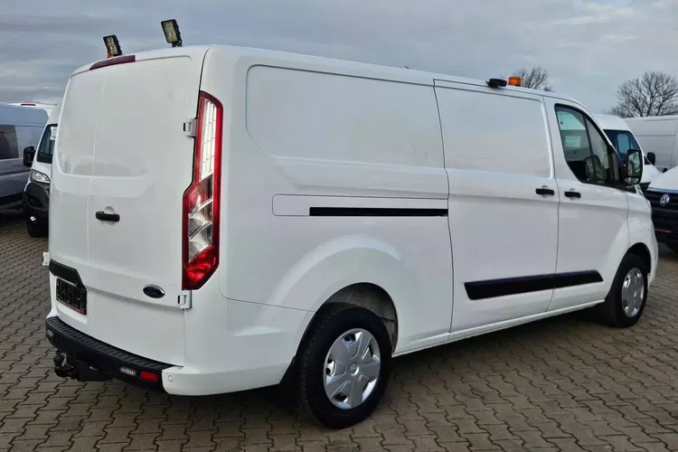 Ford transit-custom L2H1 74900zł NETTO Zabudowa warsztatowa 2.0TdCi/170KM zdjęcie 9
