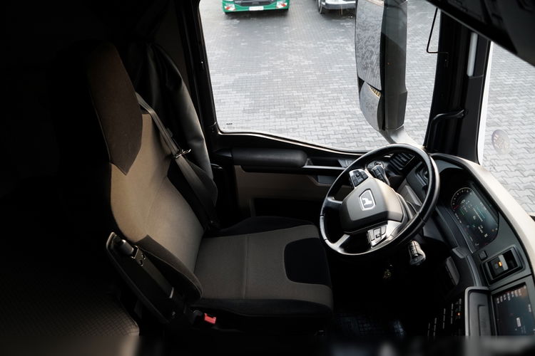 MAN TGX 26.480 / SOLÓWKA / MEGA / 6X2 / KLIMATYZACJA POSTOJOWA / OŚ PODNOSZONA / ZAWIESIE DO WÓZKA  zdjęcie 35