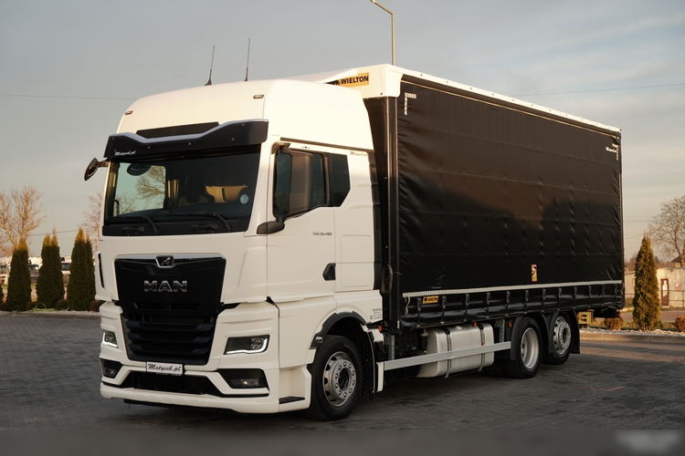 MAN TGX 26.480 / SOLÓWKA / MEGA / 6X2 / KLIMATYZACJA POSTOJOWA / OŚ PODNOSZONA / ZAWIESIE DO WÓZKA  zdjęcie 3
