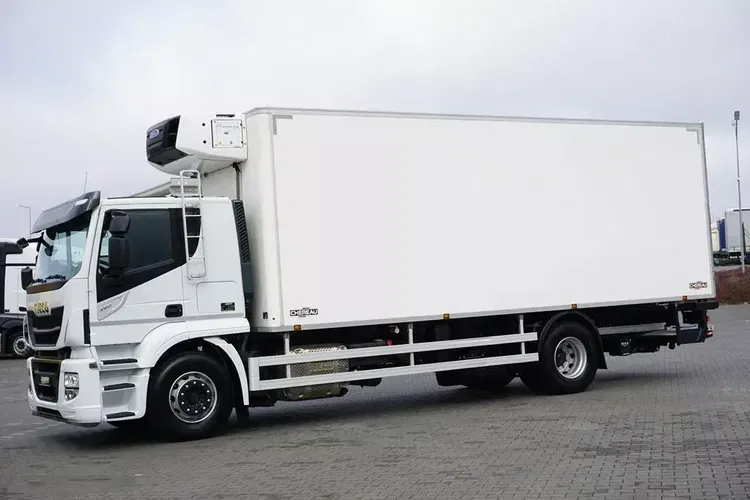 Iveco STRALIS / 360 / EURO 6 / CHŁODNIA + WINDA / ŁAD. 7 040 KG / 18 PALET zdjęcie 3