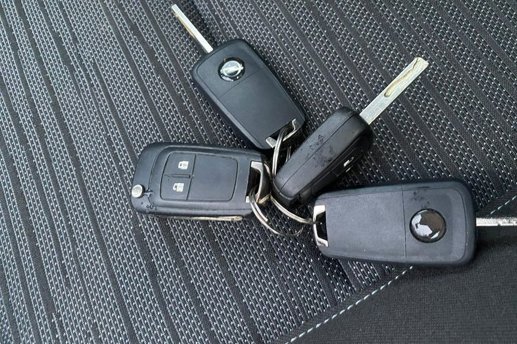 Opel Zafira 1.4i turbo + gaz 7.os. Panorama pod.kierownica bezwypadkowy zam.1.r.gw zdjęcie 38