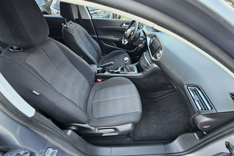 Peugeot 308 SW Grzane fotele, nawigacja, alufelgi, czujniki cofania zdjęcie 10