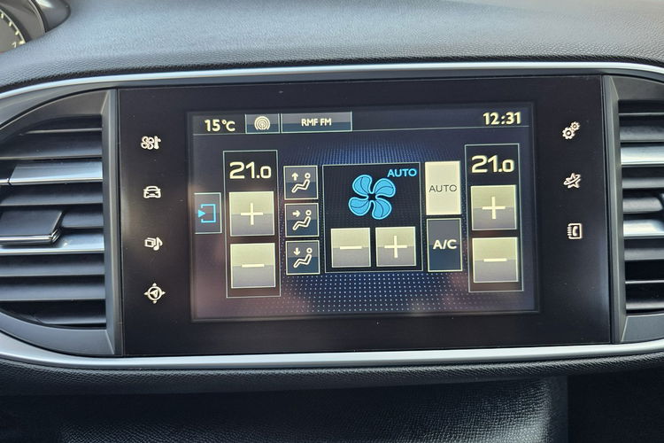 Peugeot 308 SW Grzane fotele, nawigacja, alufelgi, czujniki cofania zdjęcie 18