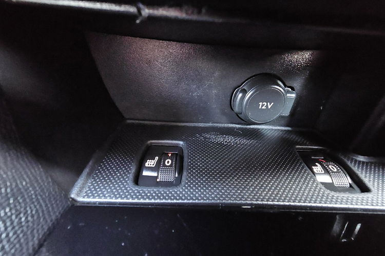 Peugeot 308 SW Grzane fotele, nawigacja, alufelgi, czujniki cofania zdjęcie 25