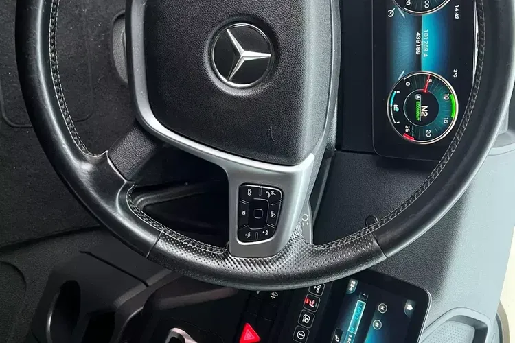 Mercedes ACTROS MP5 zdjęcie 20