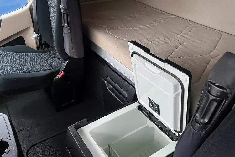 Mercedes ACTROS MP5 zdjęcie 24