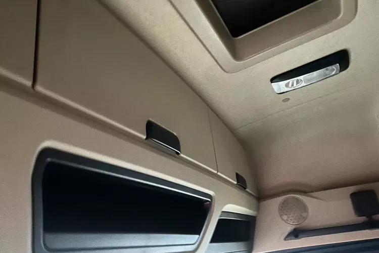 Mercedes ACTROS MP5 zdjęcie 28