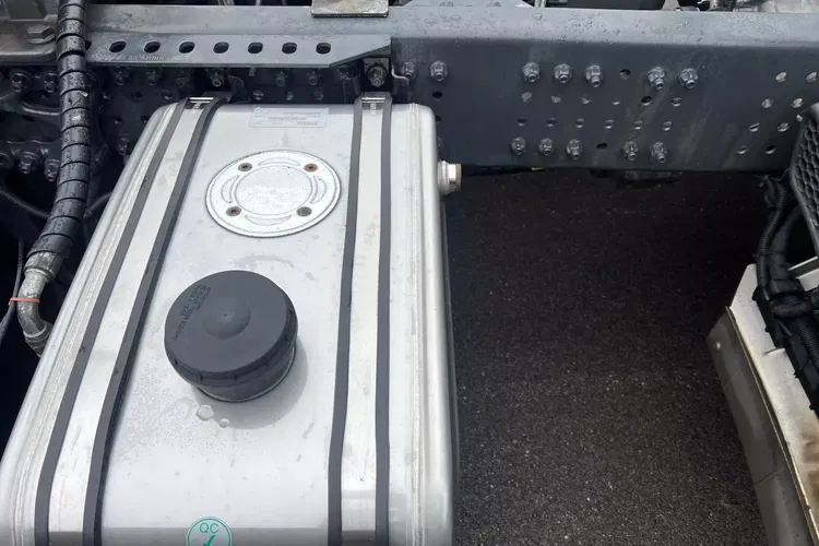 Mercedes ACTROS MP5 zdjęcie 9