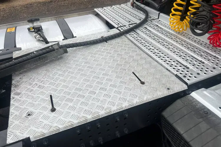 Mercedes ACTROS MP5 zdjęcie 12