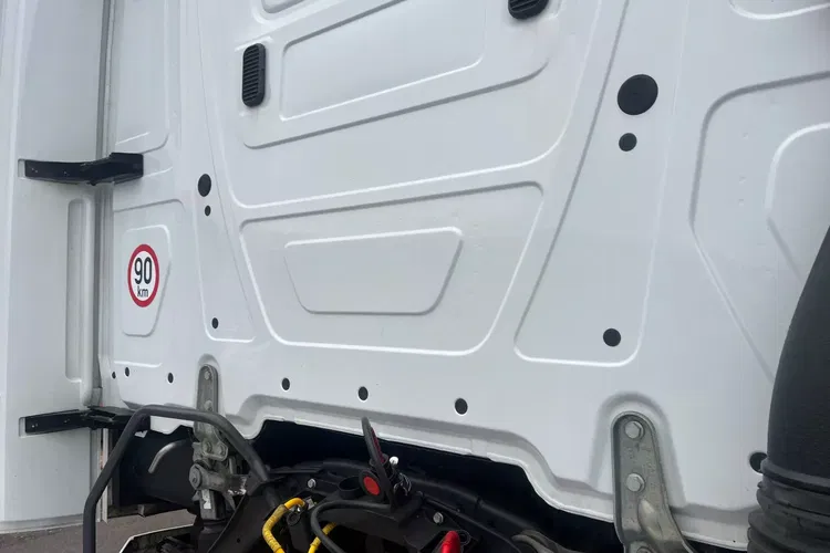 Mercedes ACTROS MP5 zdjęcie 14