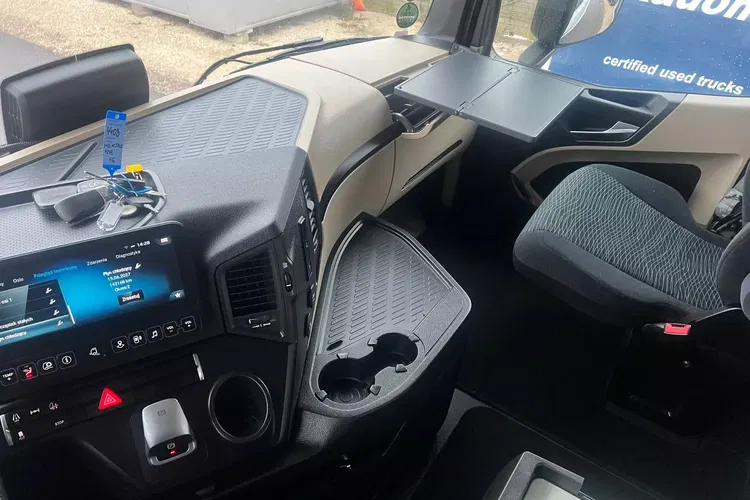 Mercedes ACTROS MP5 zdjęcie 40