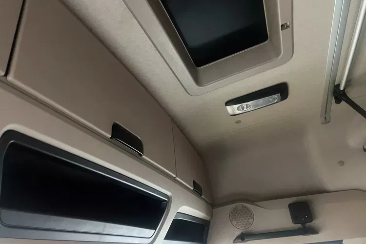 Mercedes ACTROS MP5 zdjęcie 40