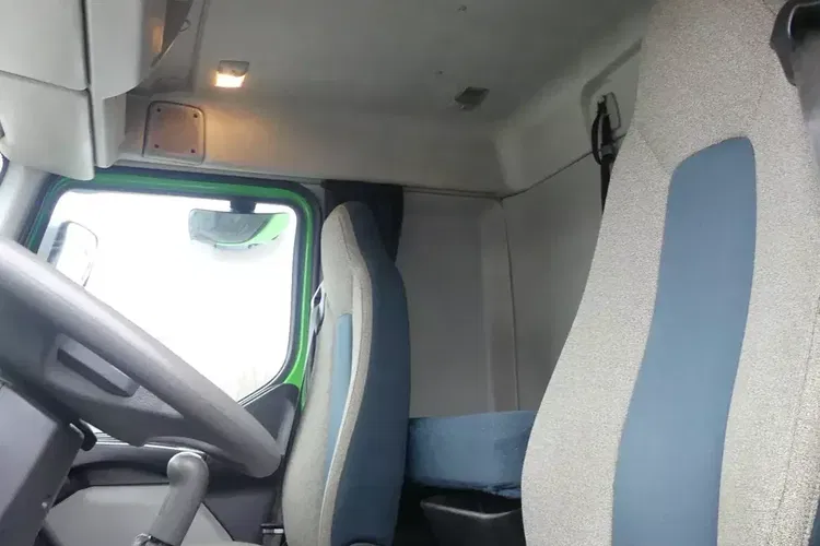 Volvo FL 18.280 / FIRANKA 8.30 + WINDA / EURO 6 / NISKI PRZEBIEG / zdjęcie 28
